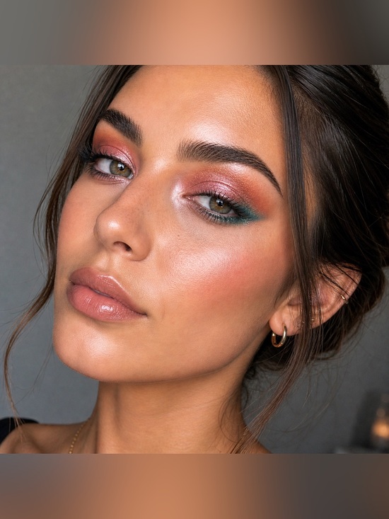 hank & henry Other - hank & henry living in color eyeshadow may sale